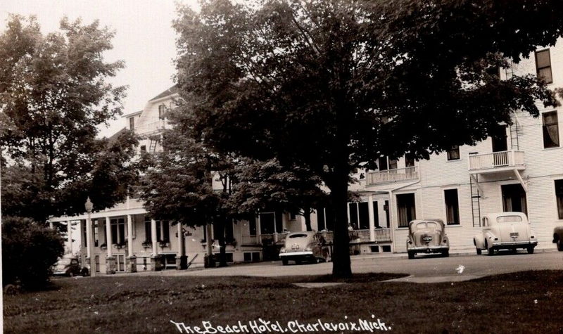 Beach Hotel - Vintage Postcard